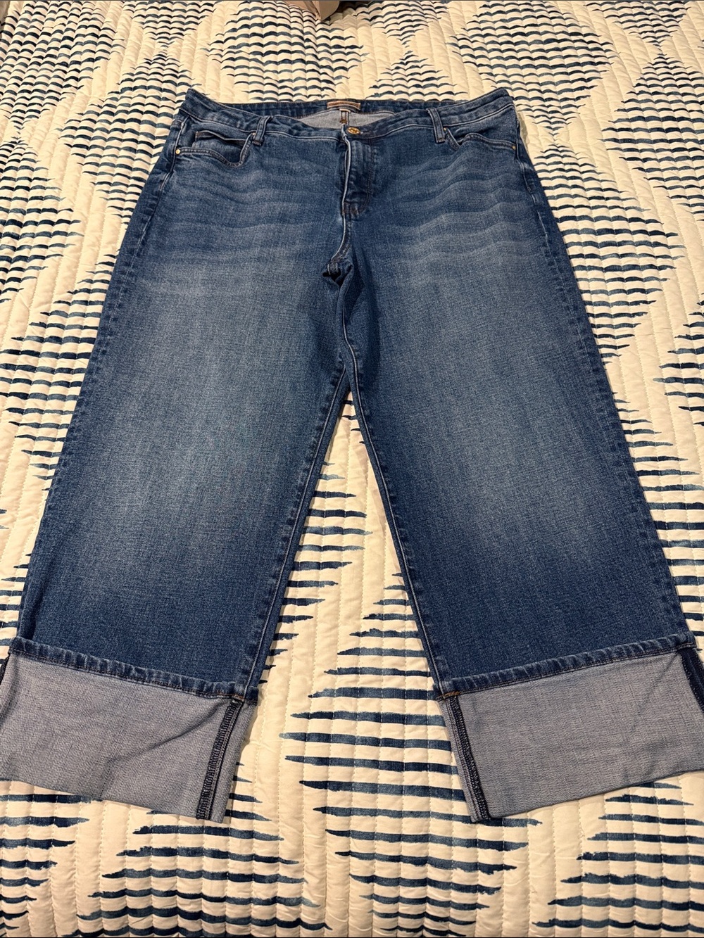 Kut from the Kloth Dark Blue Cropped Wide Cuff Jeans